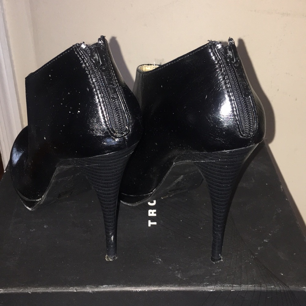Booties..Booties..Booties! - Picture 3 of 3